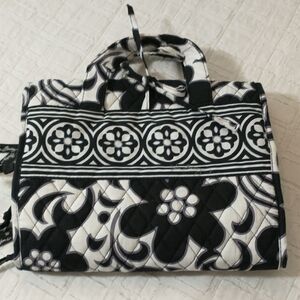Vera Bradley Cosmetic, Travel Caddy, Toiletry  Black And White, 4 Pockets‎
